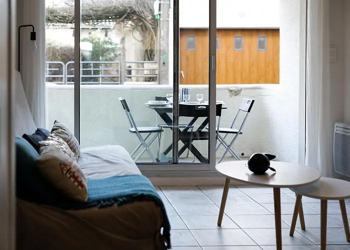 Appartement Grand Idealement Situe Quartier Arago - 2 A 4 Personnes *